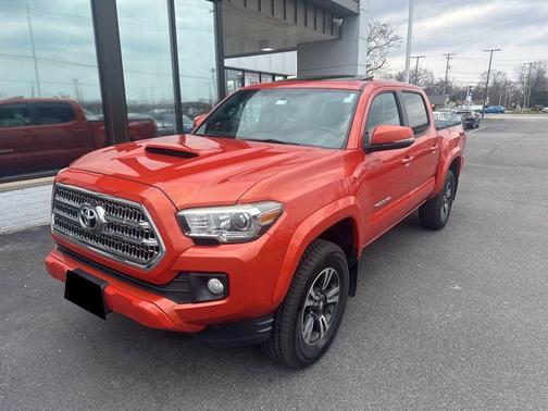 2016 Toyota Tacoma TRD Sport