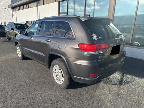 2019 Jeep Grand Cherokee Laredo E