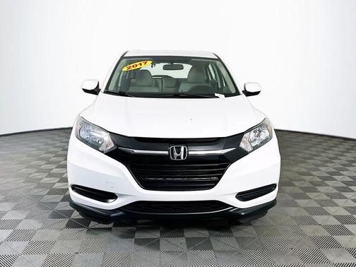 2017 Honda HR-V LX