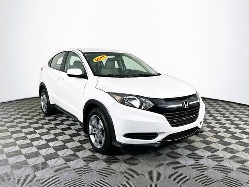 2017 Honda HR-V LX