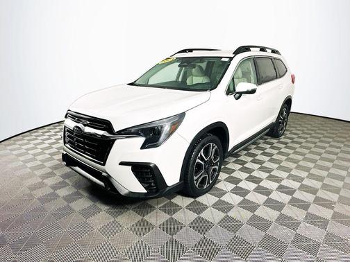 2023 Subaru Ascent Limited 8-Passenger