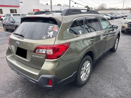 2018 Subaru Outback 2.5i Premium