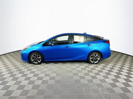 2019 Toyota Prius XLE