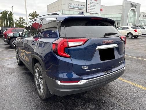 2022 GMC Terrain SLT