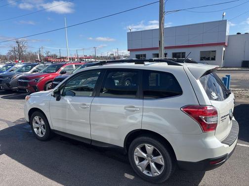 Satin White Pearl 2015 Subaru Forester 2.5i Limited
