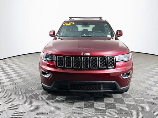 2020 Jeep Grand Cherokee Laredo E