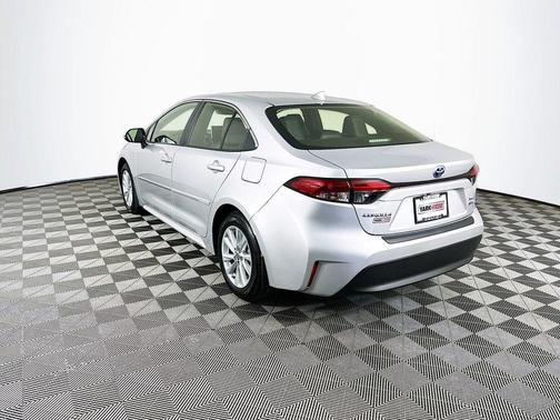 2025 Toyota Corolla Hybrid XLE