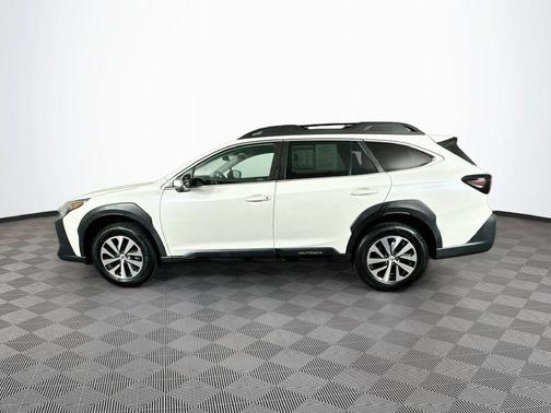 Crystal White Pearl 2024 Subaru Outback Premium
