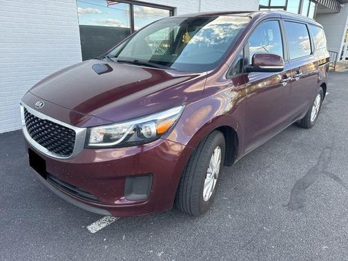 Red 2016 Kia Sedona LX