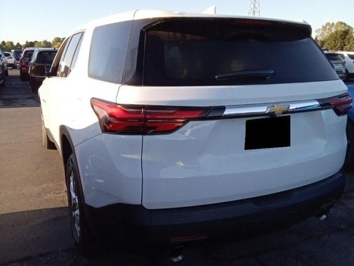 2022 Chevrolet Traverse LS