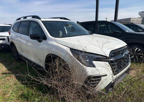 White 2024 Subaru Ascent Onyx Edition Limited