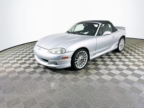2001 Mazda MX-5 Miata 