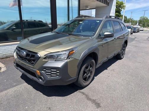 Autumn Green Metallic 2024 Subaru Outback Wilderness