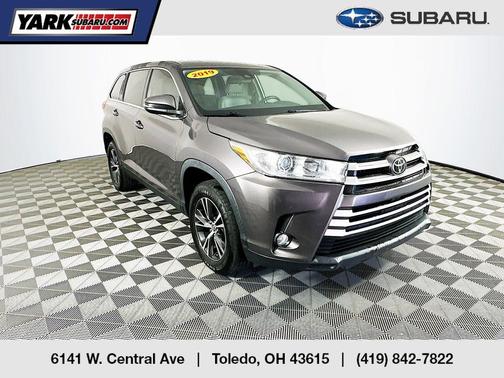 2019 Toyota Highlander LE