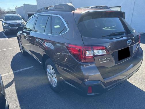 2019 Subaru Outback 2.5i