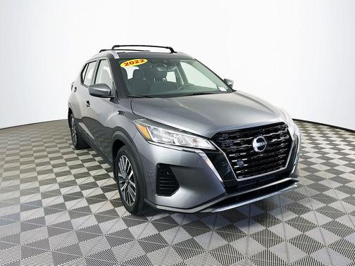 2022 Nissan Kicks SV