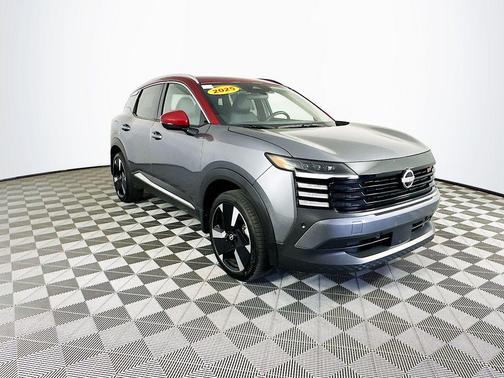 2025 Nissan Kicks SR