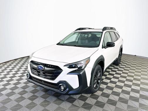 White 2025 Subaru Outback Onyx Edition