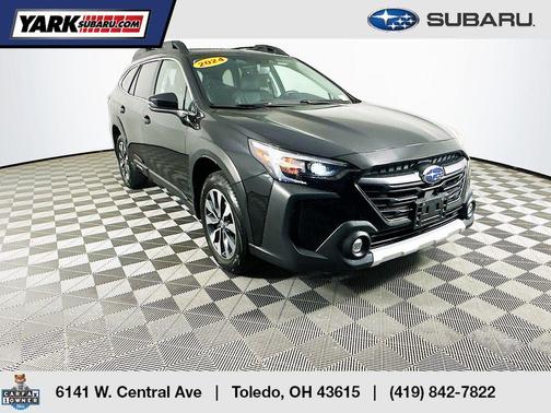 Crystal Black Silica 2024 Subaru Outback Limited