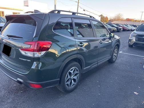 2023 Subaru Forester 2.5i Premium
