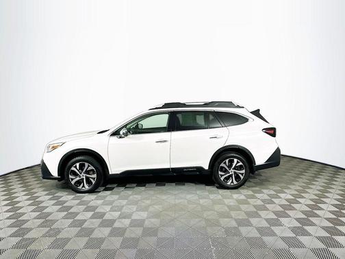 2022 Subaru Outback Touring XT