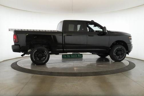 2025 RAM 2500 Tradesman Crew Cab 4x4 6'4' Box