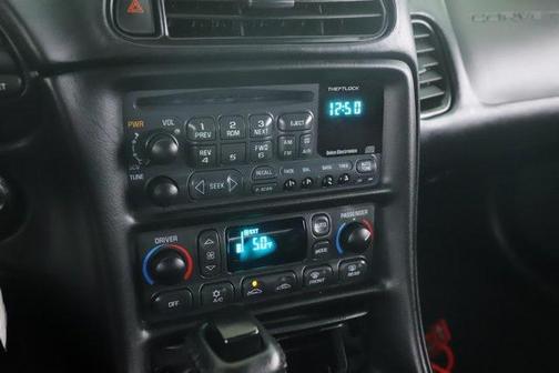 2001 Chevrolet Corvette Base