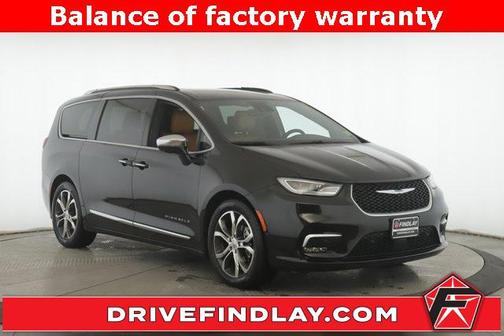 2022 Chrysler Pacifica L