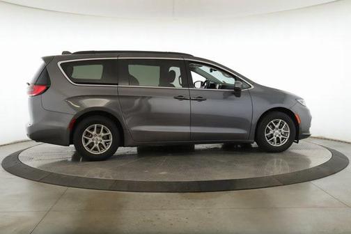 2021 Chrysler Pacifica Touring