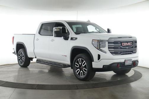 Summit White 2023 GMC Sierra 1500 AT4
