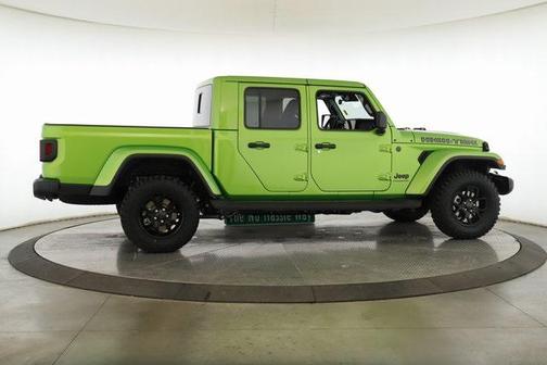 2025 Jeep Gladiator High Tide