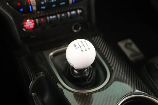 2016 Ford Shelby GT350 Base