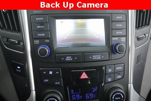 2015 Hyundai SONATA Hybrid Base