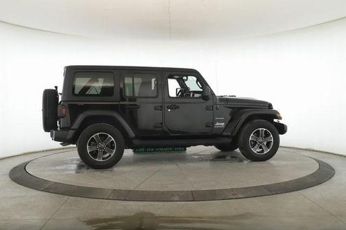 2023 Jeep Wrangler 4-Door Sahara 4x4