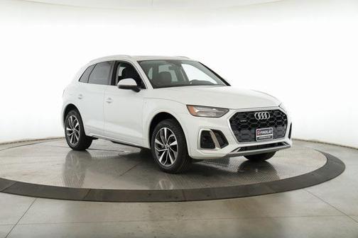 2023 Audi Q5 45 S line Premium Plus