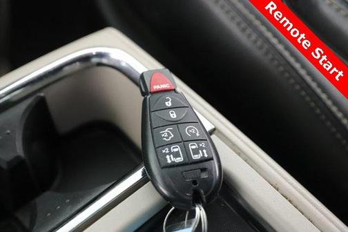 2013 Chrysler Town & Country Touring