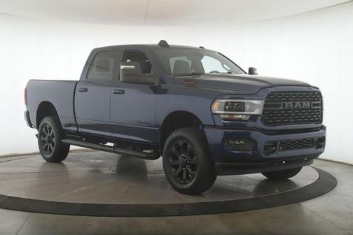 Patriot Blue Pearlcoat 2024 RAM 2500 Big Horn Crew Cab 4x4 6'4' Box