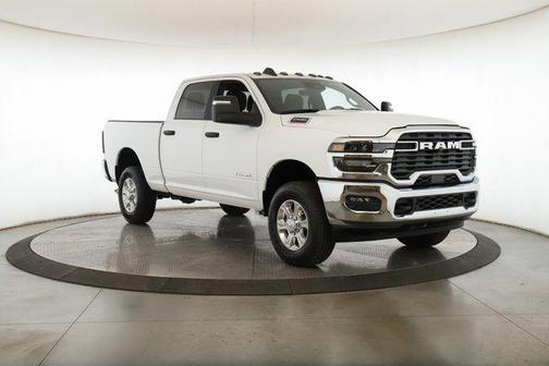 2025 RAM 2500 Big Horn Crew Cab 4x4 6'4' Box