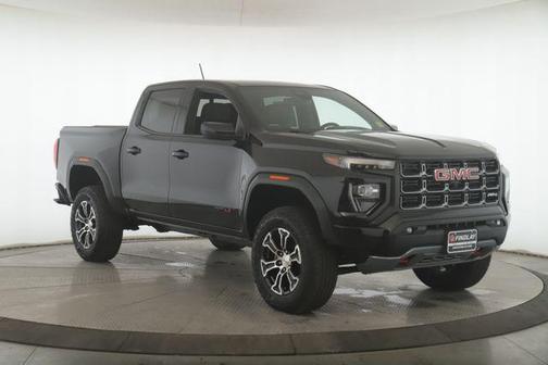 2025 GMC Canyon AT4