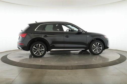 2023 Audi Q5 45 S line Premium Plus
