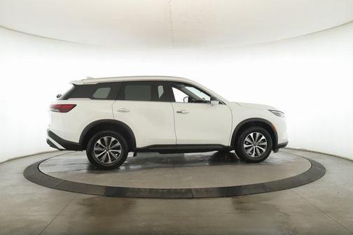 2024 INFINITI QX60 Pure