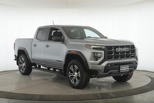 2023 GMC Canyon AT4