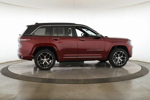 2025 Jeep Grand Cherokee Summit