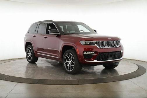 2025 Jeep Grand Cherokee Summit