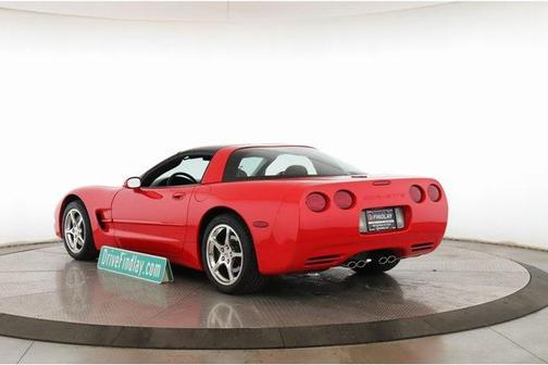 2004 Chevrolet Corvette Base