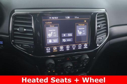 Bright White Clearcoat 2021 Jeep Grand Cherokee Laredo