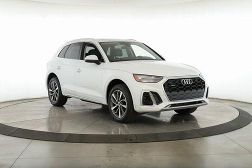 2023 Audi Q5 45 S line Premium Plus