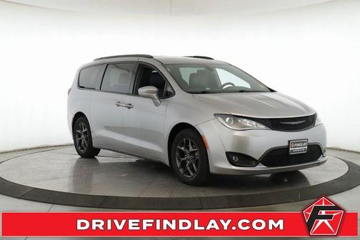 2018 Chrysler Pacifica Touring-L Plus