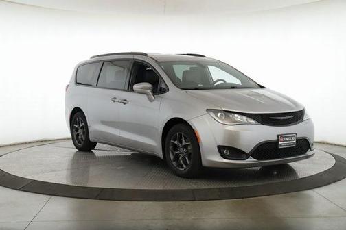 2018 Chrysler Pacifica Touring-L Plus
