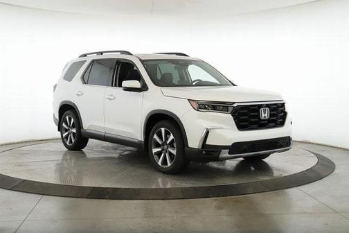 2023 Honda Pilot AWD Elite